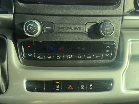 Used 2022 RAM ProMaster 3500 w/ Lane Management Group image 28