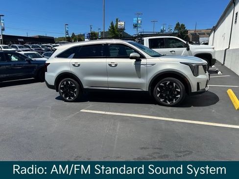 Used 2026 Kia Sorento EX AWD/4WD image 3