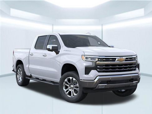 New 2026 Chevrolet Silverado 1500 LTZ w/ LTZ Premium Package AWD/4WD image 10