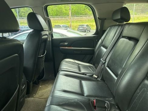Used 2007 Chevrolet Tahoe LT w/ LT Preferred Equipment Group AWD/4WD image 10
