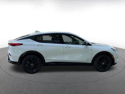 Used 2025 Buick Envista Sport Touring image 16