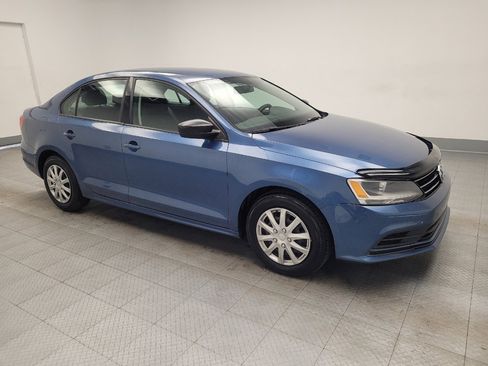 Used 2015 Volkswagen Jetta S image 11