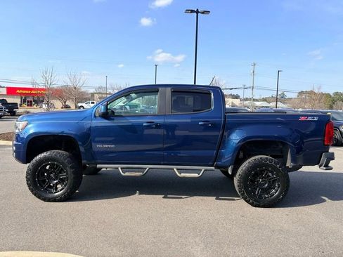 Used 2019 Chevrolet Colorado Z71 AWD/4WD image 9