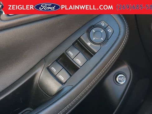 Used 2023 Buick Encore GX Essence w/ Experience Buick Package AWD/4WD image 31