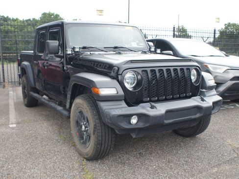 Used 2020 Jeep Gladiator Sport w/ Quick Order Package 24S AWD/4WD image 3