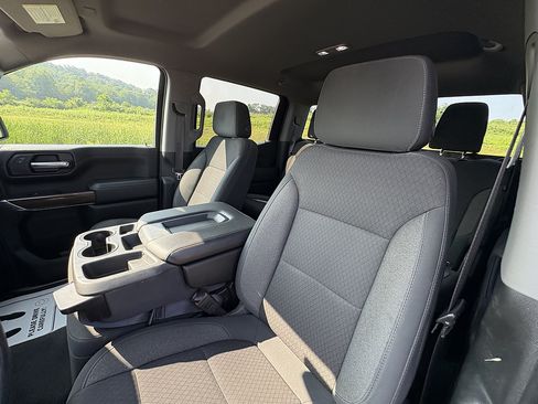 Used 2020 Chevrolet Silverado 1500 LT AWD/4WD image 31
