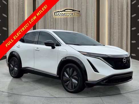 Used 2025 Nissan Ariya FWD image 1