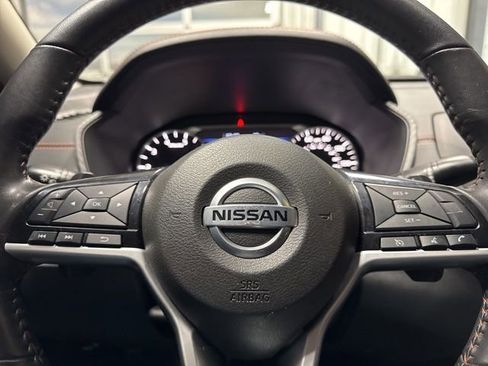 Used 2021 Nissan Altima 2.5 SR w/ SR Premium Package image 13