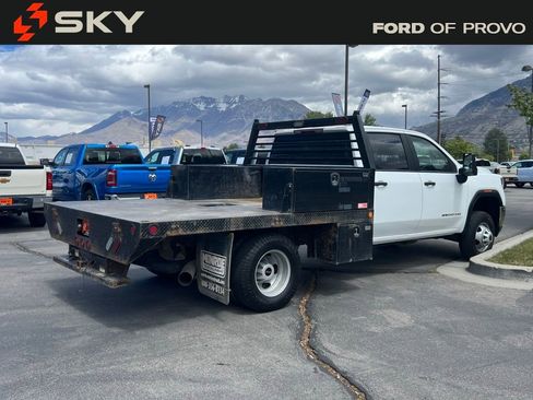Used 2021 GMC Sierra 3500 4x4 Crew Cab w/ Convenience Package image 8