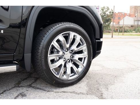 New 2026 GMC Sierra 1500 Denali image 9