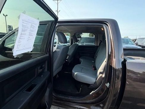 Used 2017 RAM 2500 Tradesman w/ Chrome Appearance Group AWD/4WD image 10