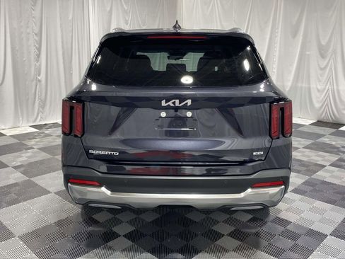 New 2026 Kia Sorento S AWD/4WD image 3