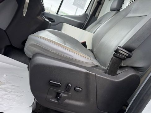Used 2019 Ford Transit 250 130 Low Roof w/ Premium Package image 5