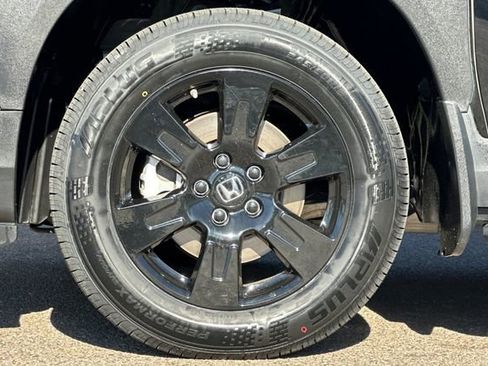 Certified 2022 Honda Pilot TrailSport image 30