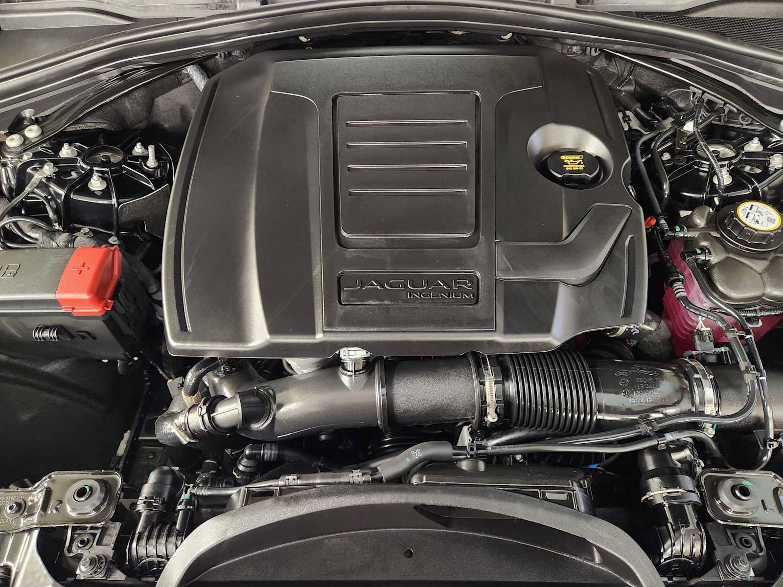 New 2026 Jaguar F-PACE R-Dynamic S AWD/4WD image 33