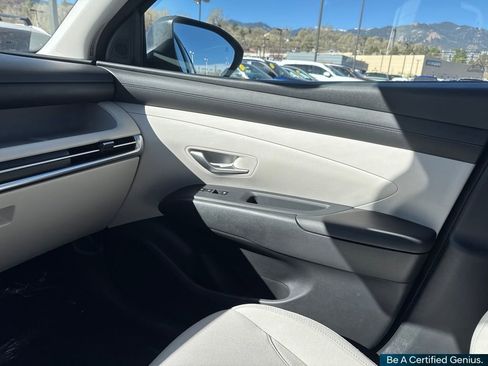 Certified 2025 Hyundai Tucson SEL image 48