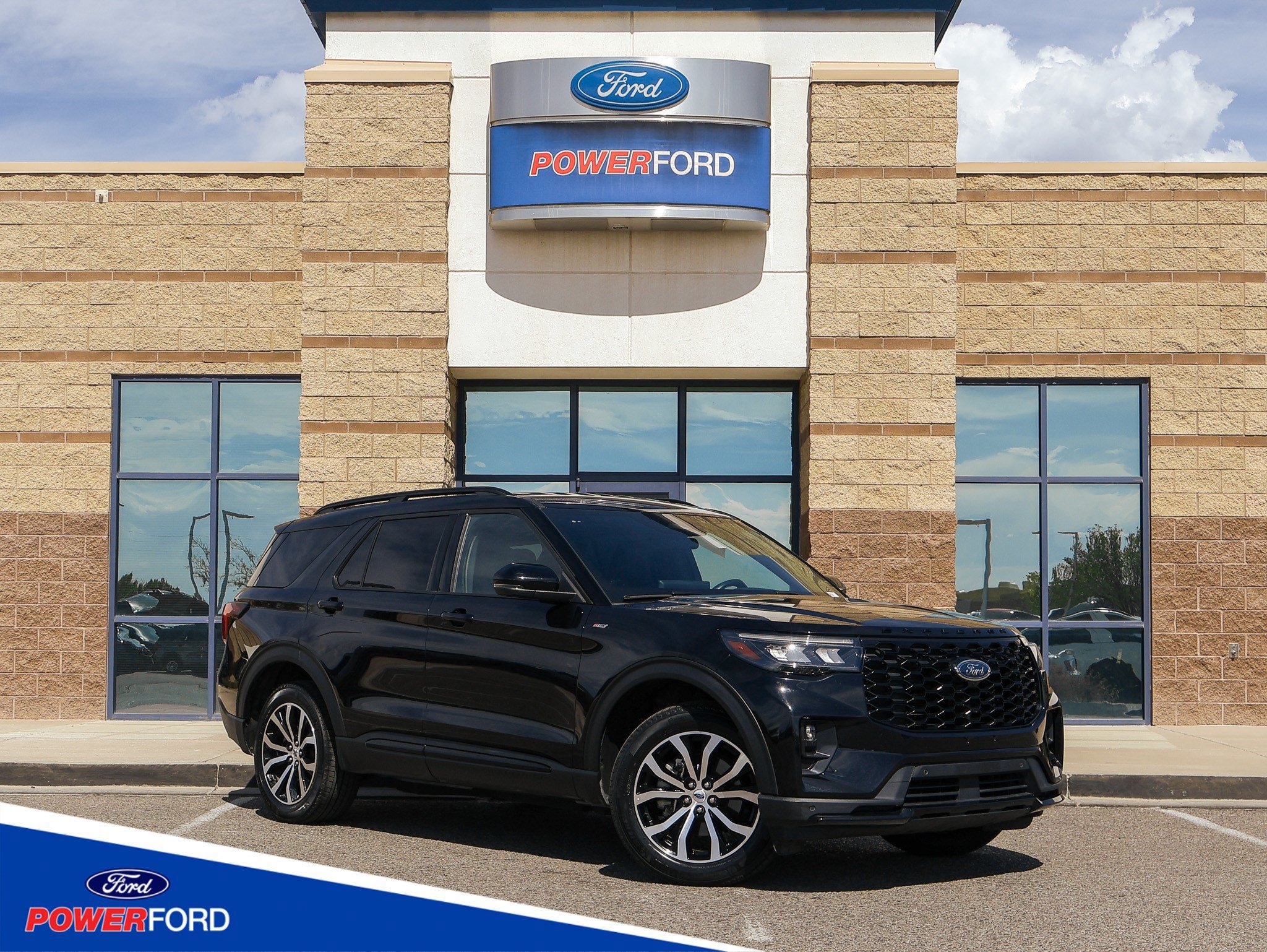 Used 2025 Ford Explorer ST-Line AWD/4WD image 1