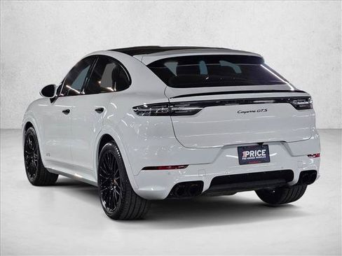 Used 2022 Porsche Cayenne GTS AWD/4WD image 8