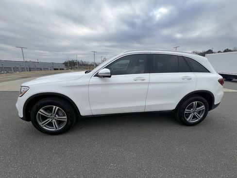 Used 2022 Mercedes-Benz GLC 300 image 6