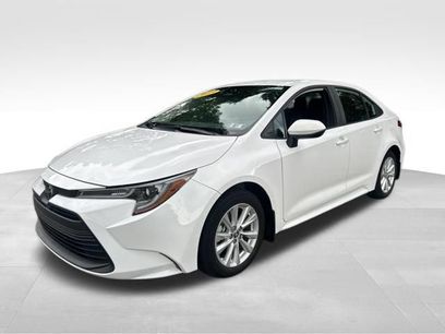 Used 2023 Toyota Corolla LE w/ LE Convenience Package