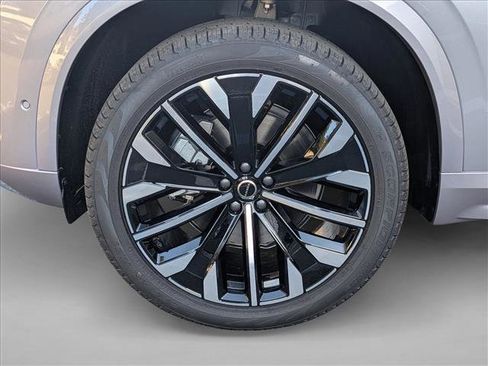 New 2026 Volvo XC90 B6 Ultra image 11