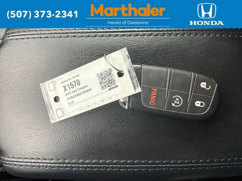 Used 2025 Jeep Compass Limited AWD/4WD image 30