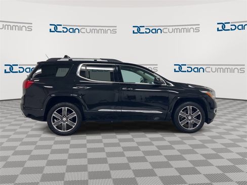 Used 2018 GMC Acadia Denali w/ Technology Package image 9