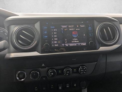Used 2019 Toyota Tacoma TRD Sport w/ Technology Package AWD/4WD image 12