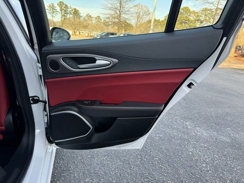 Used 2020 Alfa Romeo Giulia w/ Quick Order Package 22K Sport image 12