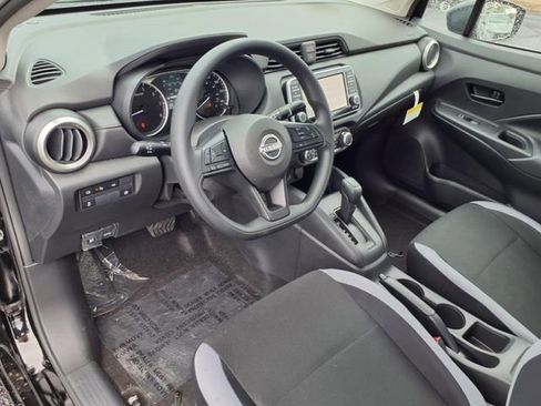 Certified 2025 Nissan Versa S w/ Trunk Package image 10