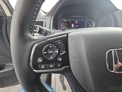 Used 2019 Honda Pilot Touring image 18