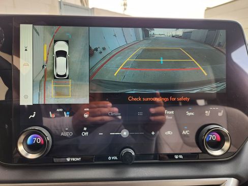 Certified 2023 Lexus RX 350 Premium Plus w/ Accessory Package (K3) image 17