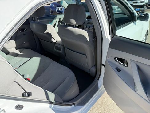 Used 2010 Toyota Camry image 14