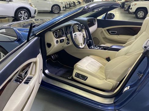 Used 2014 Bentley Continental GT image 21