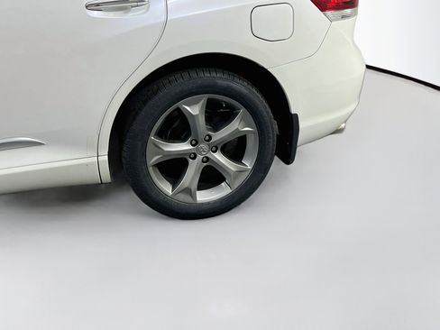 Used 2015 Toyota Venza XLE image 29