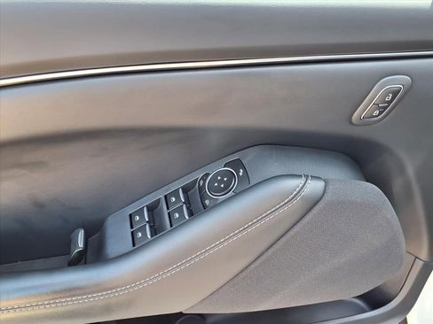 Used 2023 Ford Mustang Mach-E Select RWD image 27