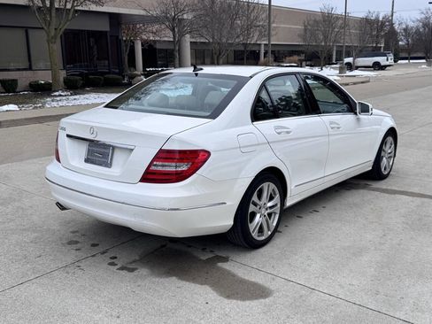 Used 2013 Mercedes-Benz C 250 Sedan image 5