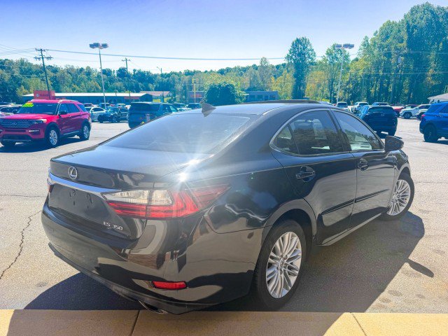 Used 2016 Lexus ES 350 w/ Premium Package w/Wood Trim FWD image 4