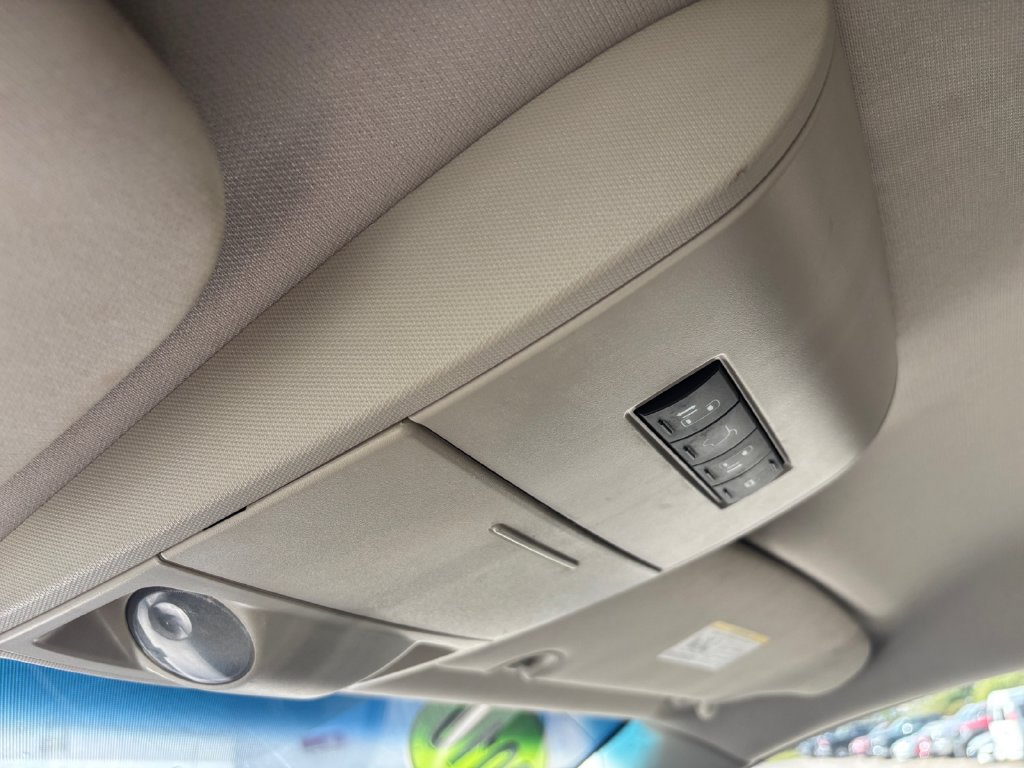 Used 2016 Dodge Grand Caravan SXT FWD image 25