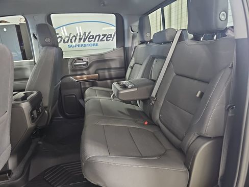 Used 2022 Chevrolet Silverado 1500 RST AWD/4WD image 17