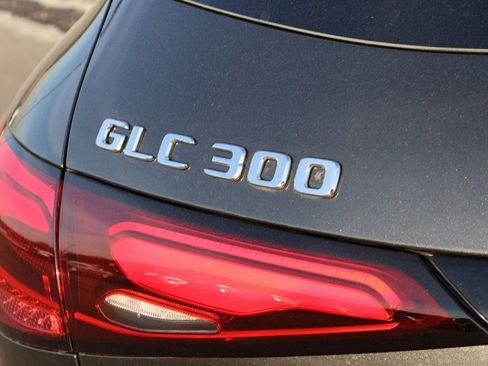 New 2026 Mercedes-Benz GLC 300 GLC 300 image 8