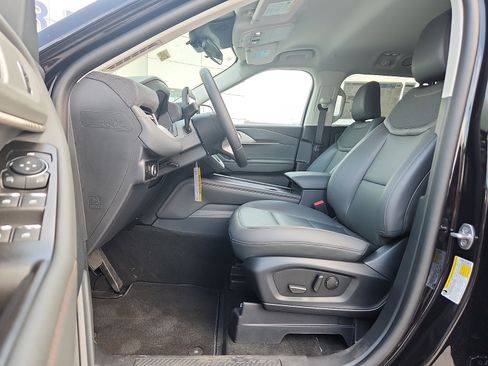 New 2026 Ford Explorer Active w/ Active Comfort Package AWD/4WD image 10