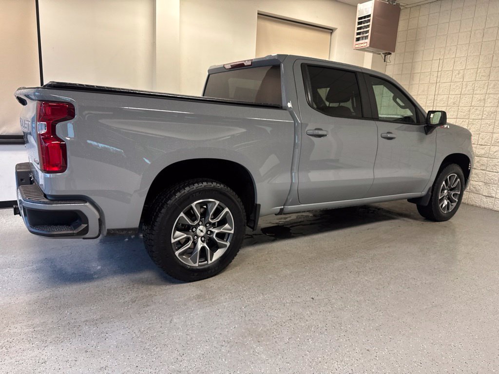 Used 2024 Chevrolet Silverado 1500 RST w/ Z71 Off-Road Package AWD/4WD image 45