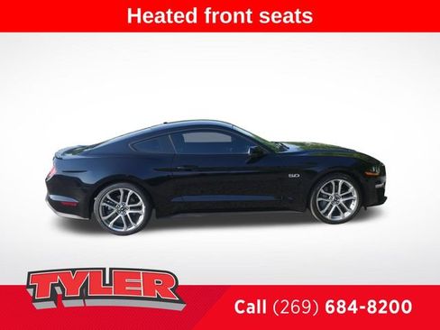 Used 2019 Ford Mustang GT Premium RWD image 9