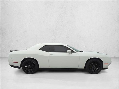 Used 2018 Dodge Challenger SXT Plus image 4