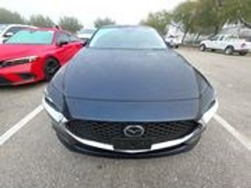 Used 2020 MAZDA MAZDA3 Sedan w/ Select Package image 2