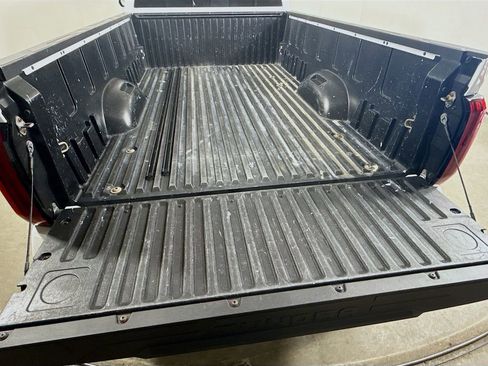 Used 2022 Toyota Tundra SR5 w/ SR5 Convenience Package AWD/4WD image 24