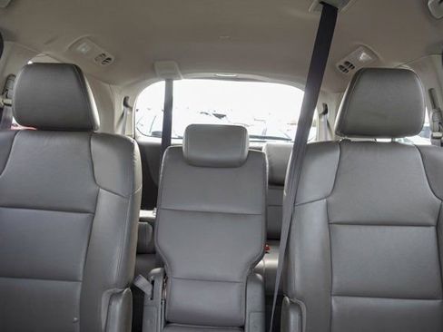 Used 2015 Honda Odyssey Touring image 16