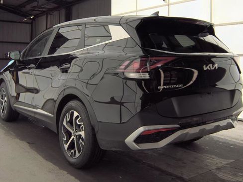 Used 2025 Kia Sportage EX image 10
