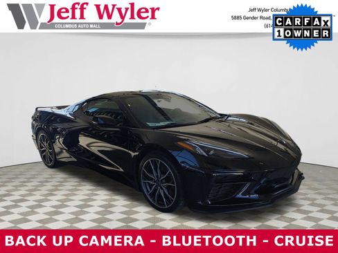 Used 2024 Chevrolet Corvette Stingray Preferred Cpe w/ Z51 Performance Package image 1